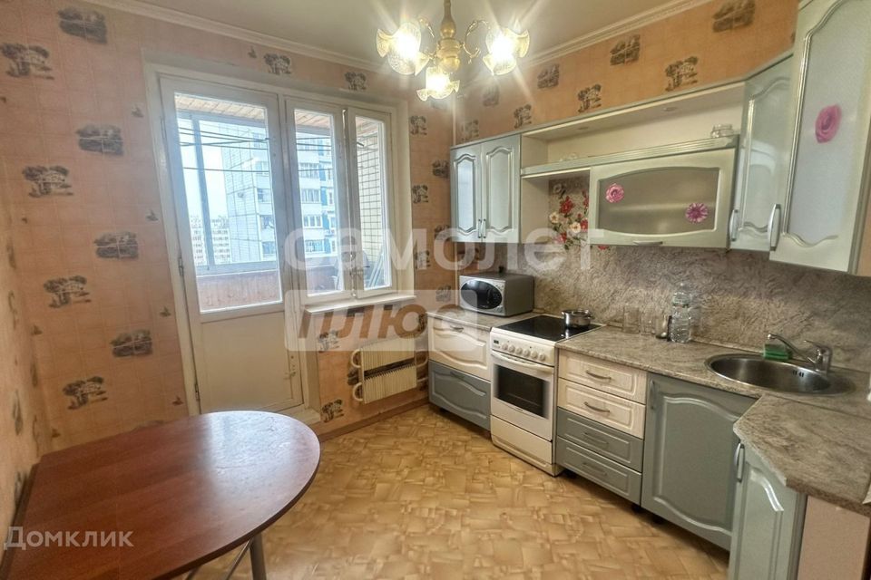 Продаётся 3-комнатная квартира, 61.4 м²