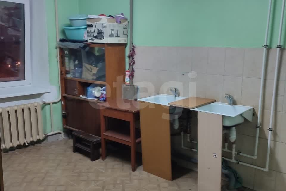 Продаётся комната в 1-комн. квартире, 12.7 м²