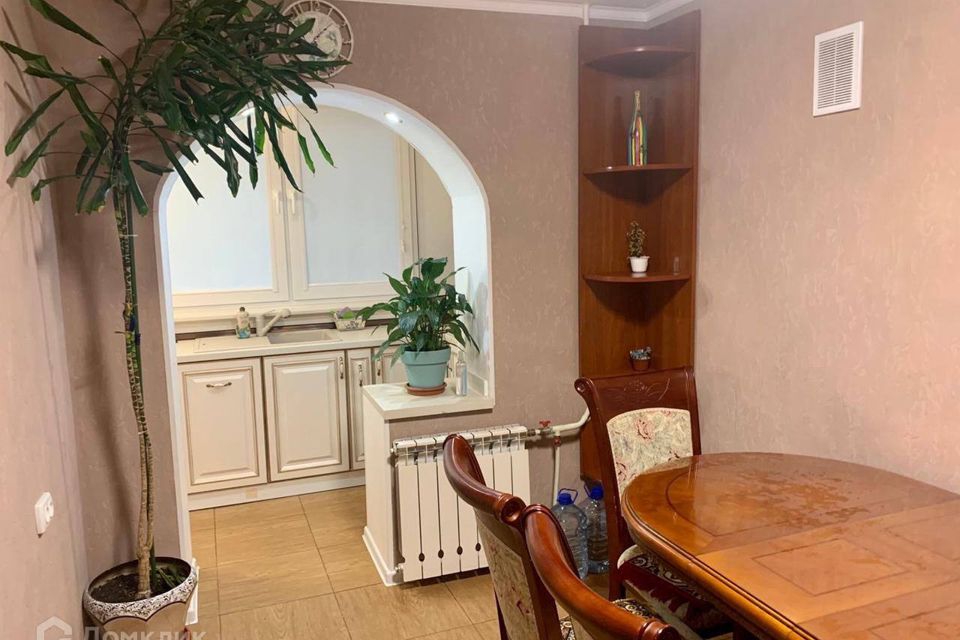 Продаётся 2-комнатная квартира, 50.4 м²