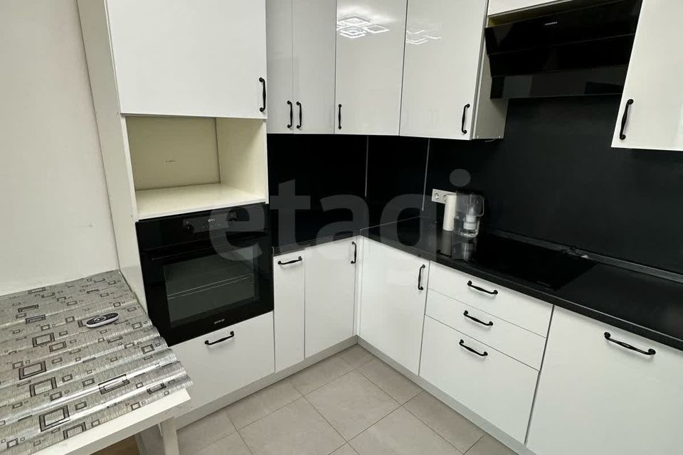 Продаётся 3-комнатная квартира, 60 м²