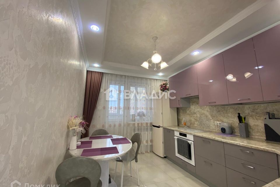 Продаётся 2-комнатная квартира, 60.3 м²