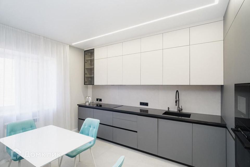 Продаётся 2-комнатная квартира, 84 м²