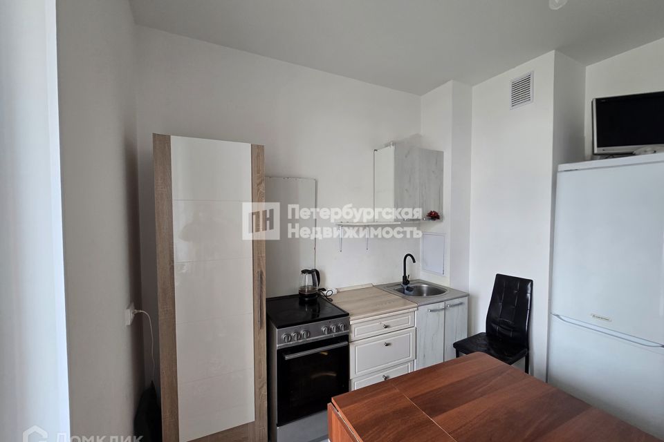 Продаётся 1-комнатная квартира, 30.8 м²