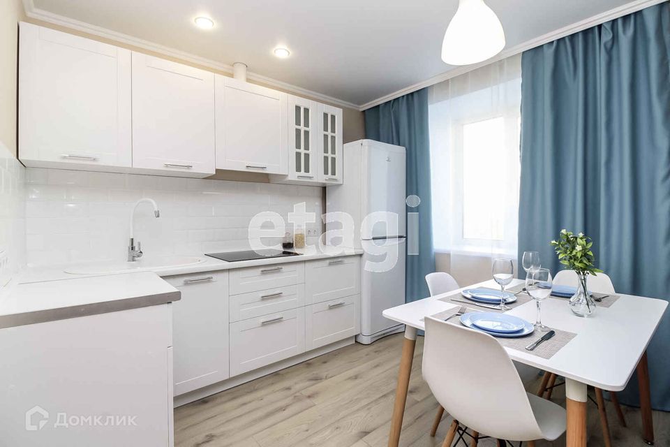 Продаётся 3-комнатная квартира, 60 м²