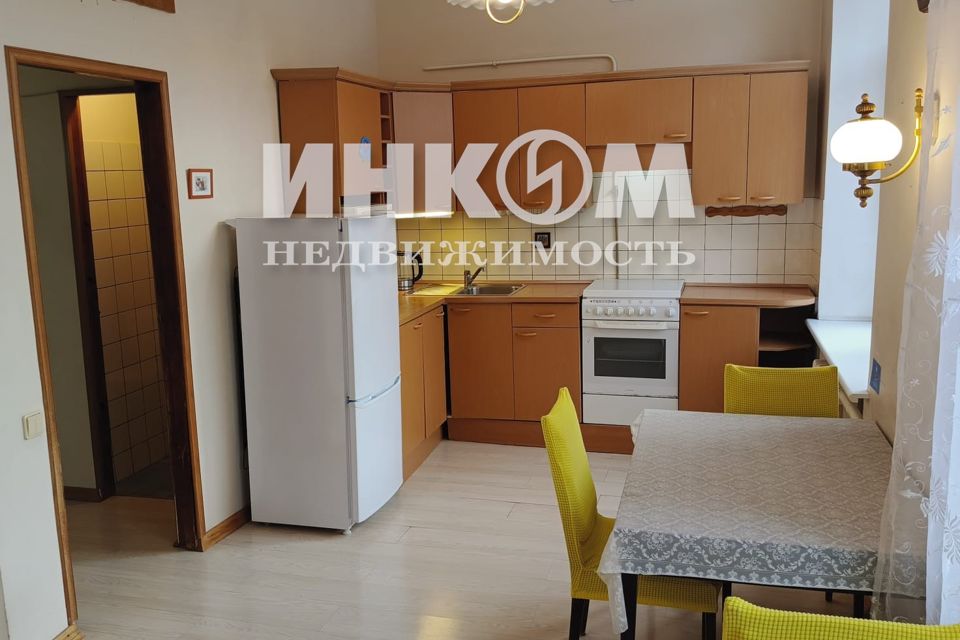 Сдаётся 3-комнатная квартира, 72 м²