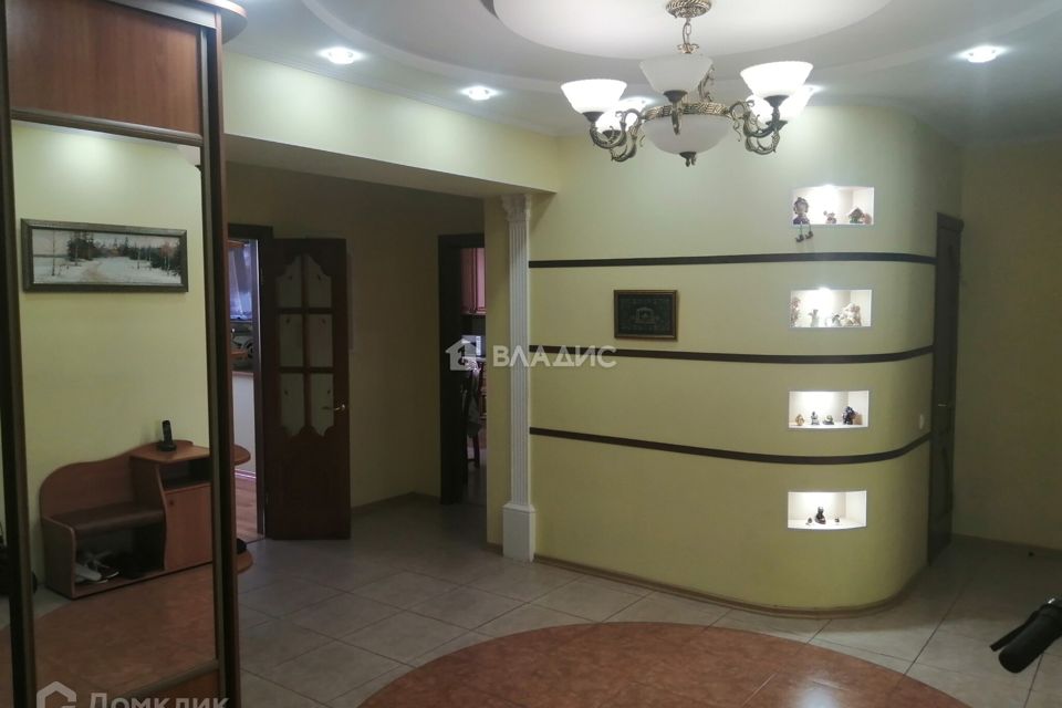 Продаётся 3-комнатная квартира, 114.3 м²