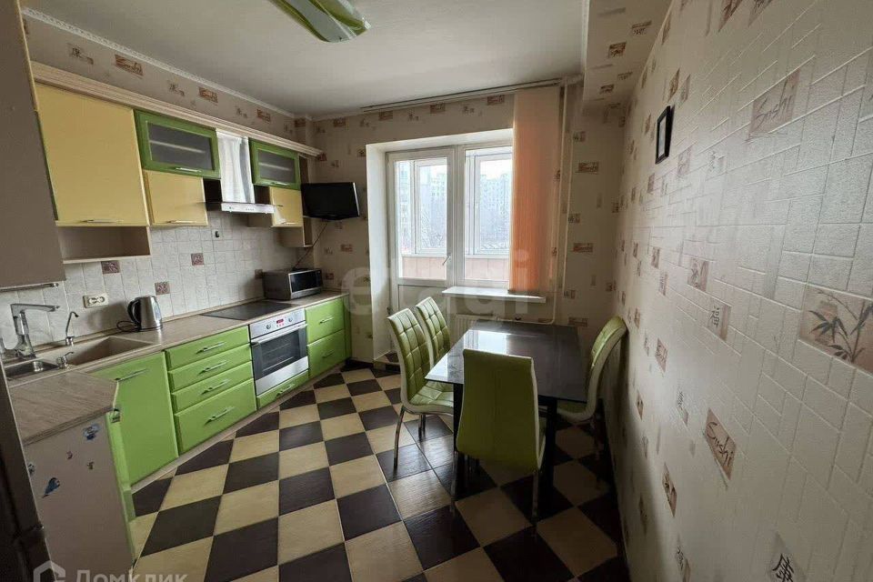 Продаётся 2-комнатная квартира, 69.4 м²