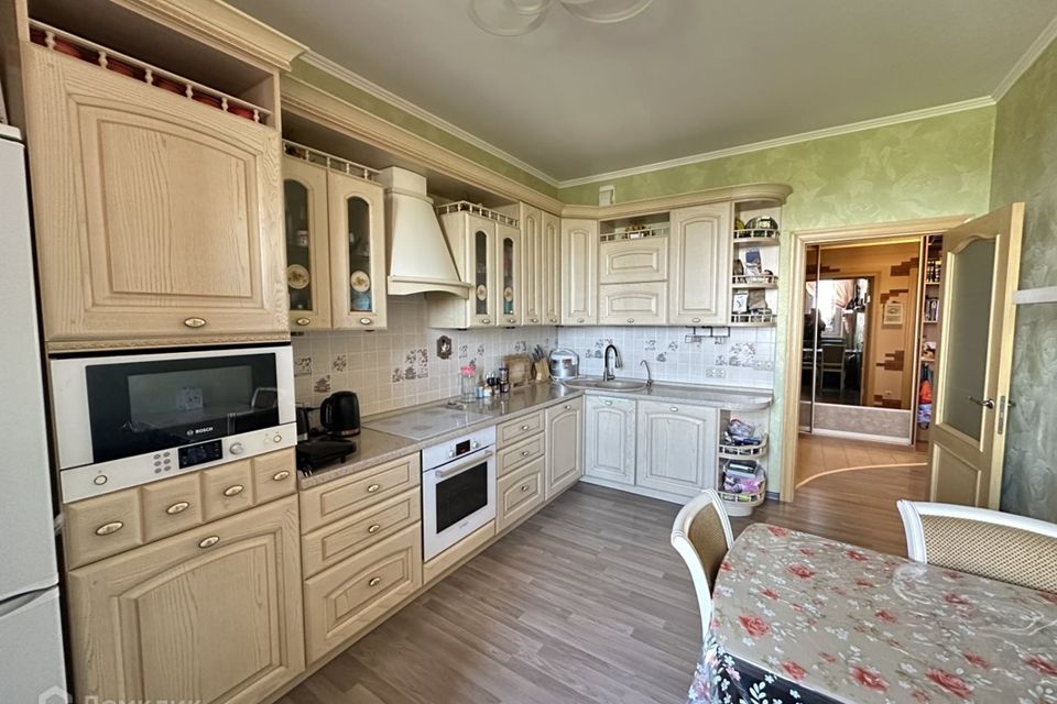 Продаётся 2-комнатная квартира, 60.1 м²