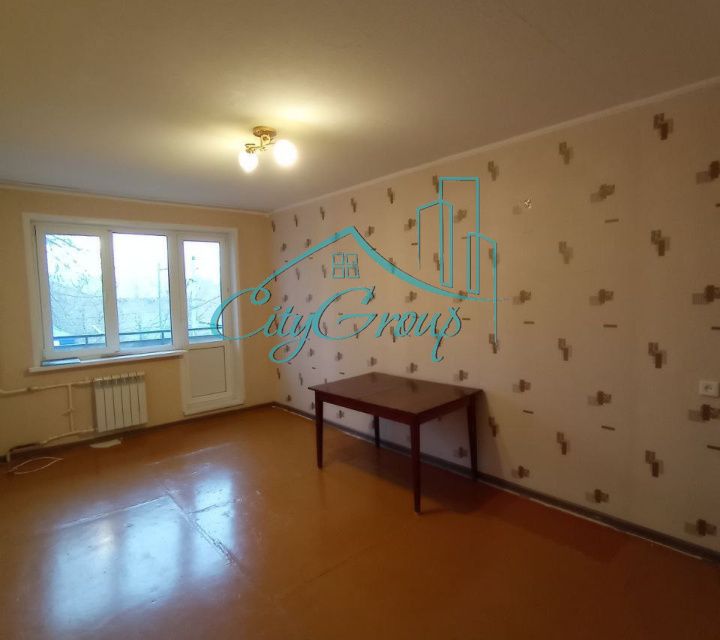 Продаётся 3-комнатная квартира, 61.8 м²