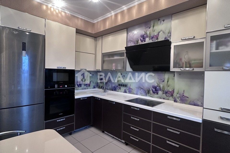 Продаётся 3-комнатная квартира, 77 м²