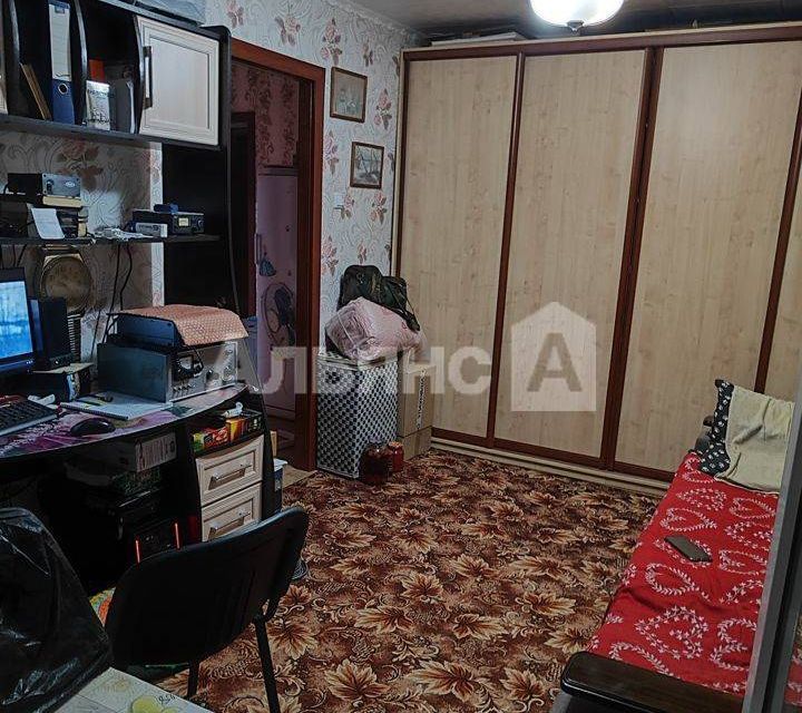 Продаётся 3-комнатная квартира, 60 м²