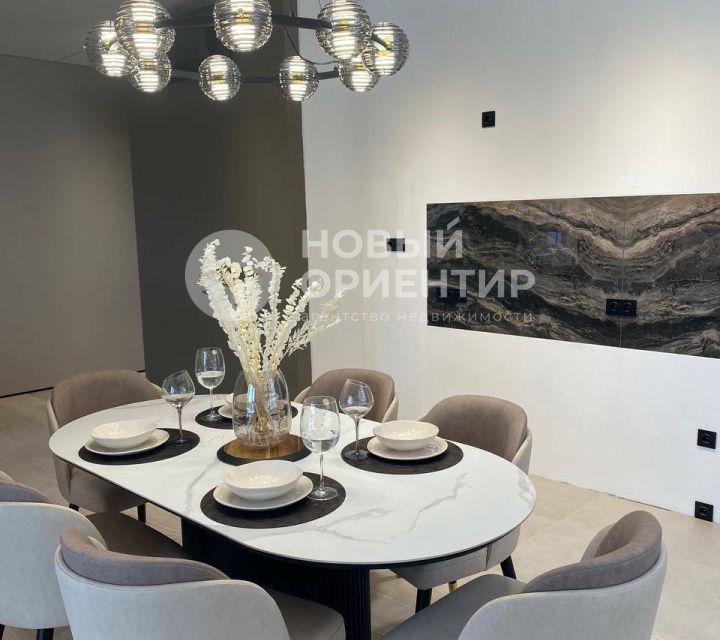 Продаётся 3-комнатная квартира, 115 м²