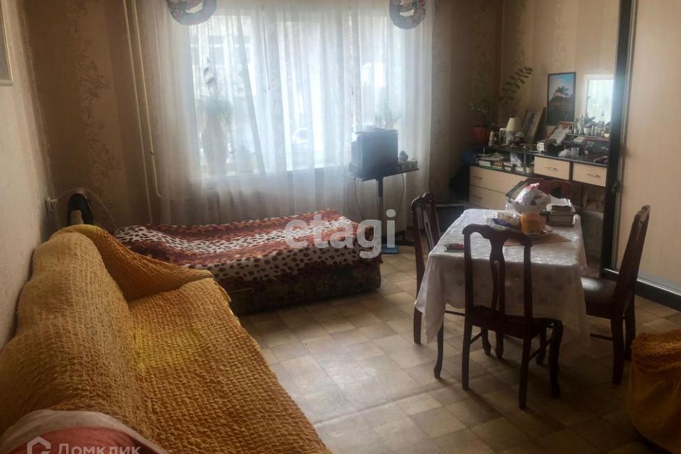Продаётся 2-комнатная квартира, 52.6 м²