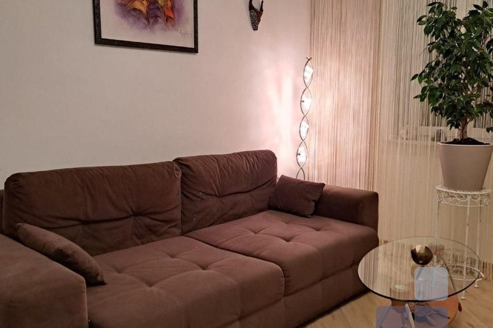 Продаётся 4-комнатная квартира, 84.7 м²