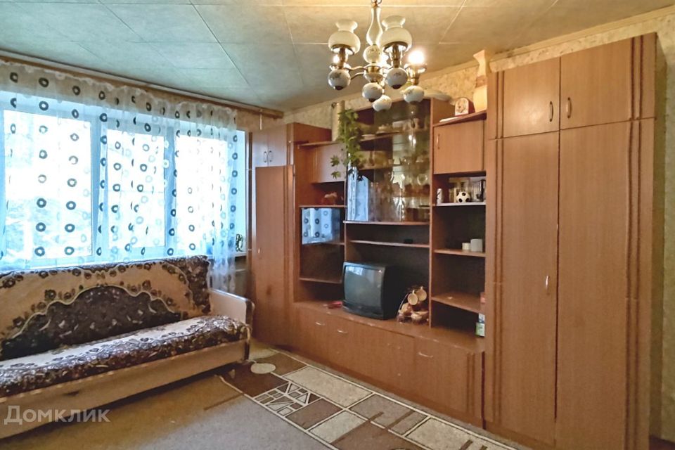 Продаётся 3-комнатная квартира, 47 м²