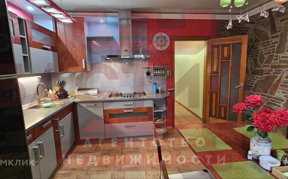 Продаётся 2-этажный дом, 150 м²
