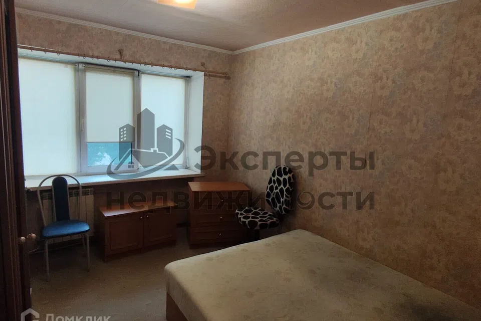 Продаётся 4-комнатная квартира, 61.2 м²