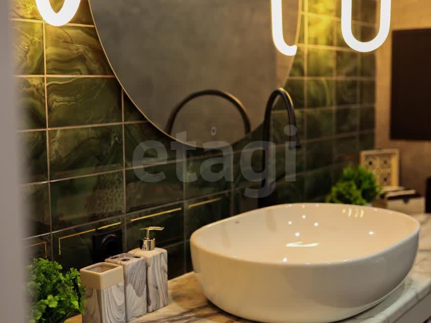 Продаётся 3-комнатная квартира, 103.2 м²