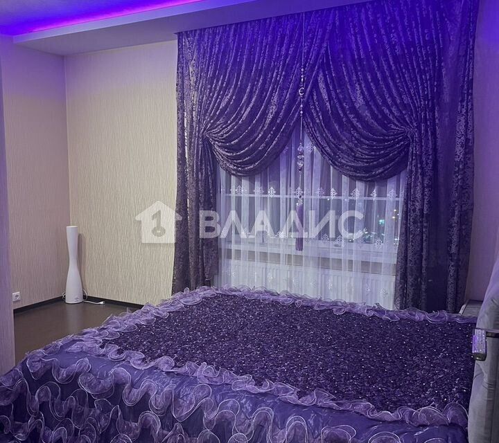 Продаётся 2-комнатная квартира, 75.4 м²