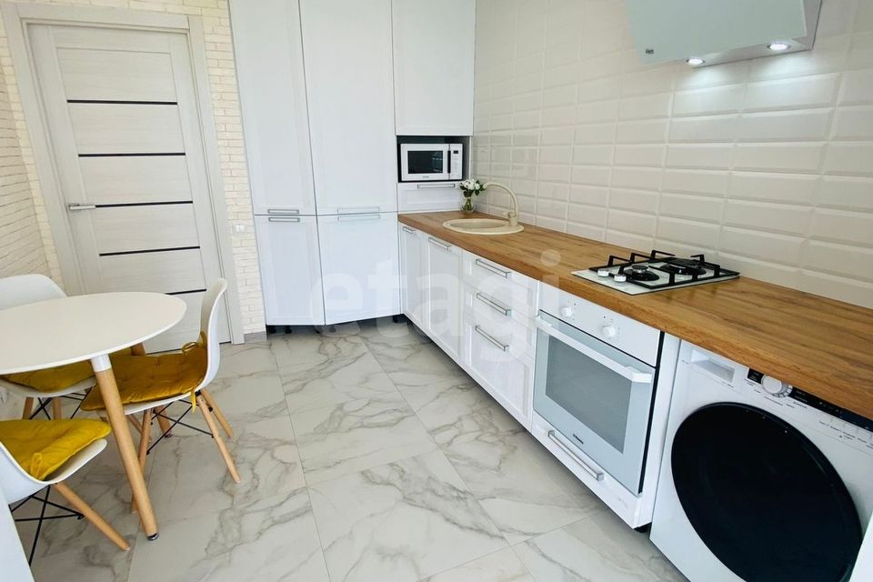 Продаётся 2-комнатная квартира, 70 м²