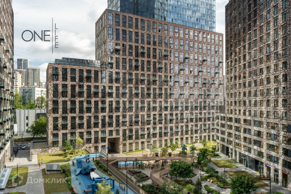 Продаётся 1-комнатная квартира, 37.8 м²