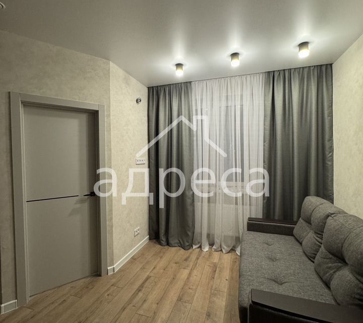 Продаётся 1-комнатная квартира, 37.3 м²