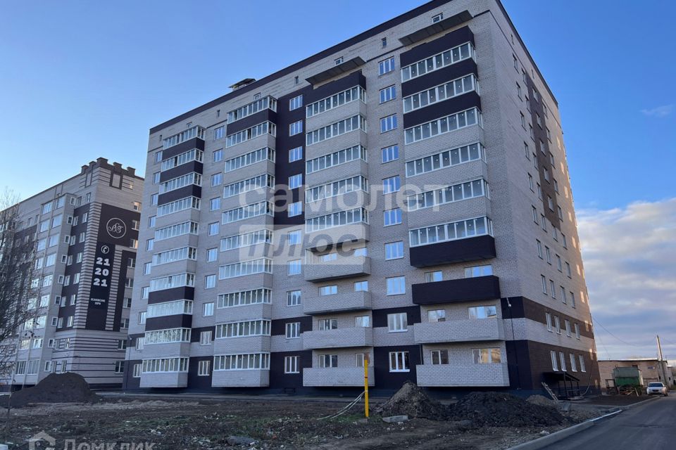 Продаётся 2-комнатная квартира, 66.7 м²