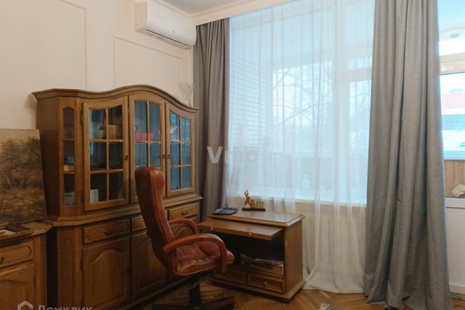 Сдаётся 2-комнатная квартира, 76 м²