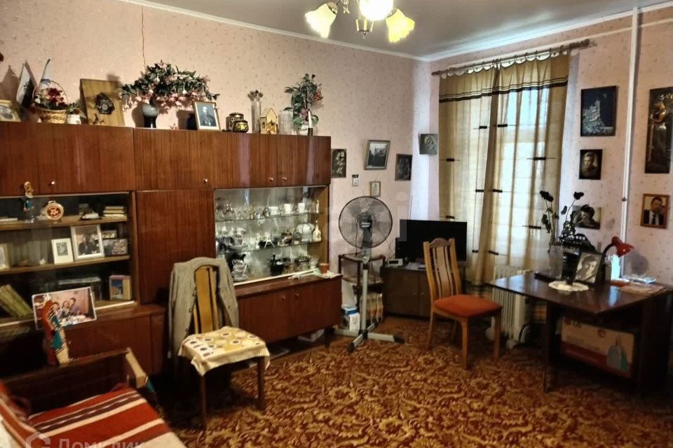 Продаётся 1-комнатная квартира, 38.8 м²