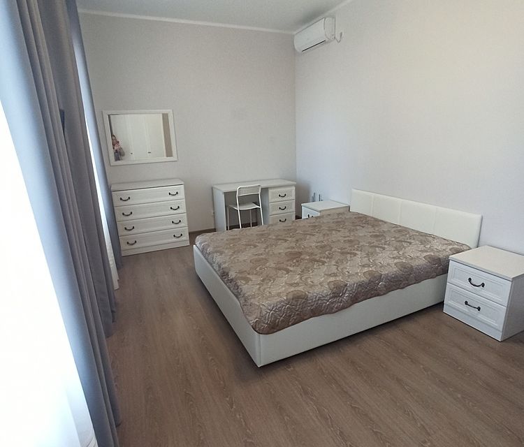 Продаётся 2-комнатная квартира, 64 м²