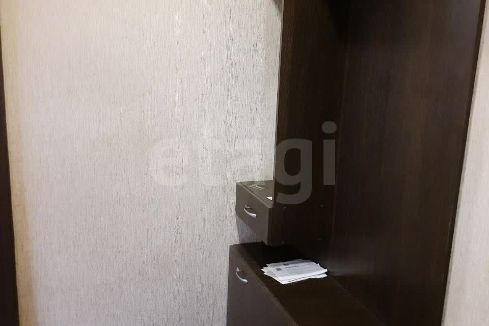 Продаётся 2-комнатная квартира, 44.8 м²