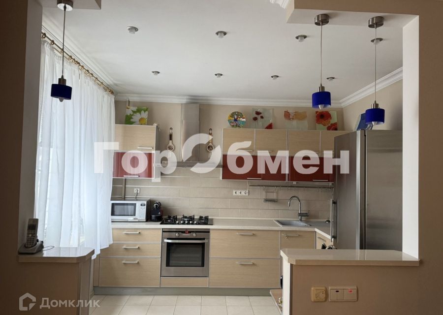 Продаётся 2-комнатная квартира, 58 м²