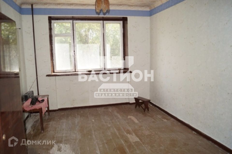Продаётся комната в 2-комн. квартире, 30 м²