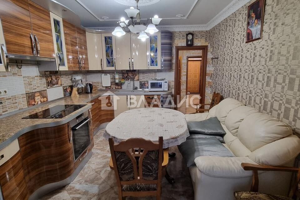 Продаётся 2-комнатная квартира, 90 м²