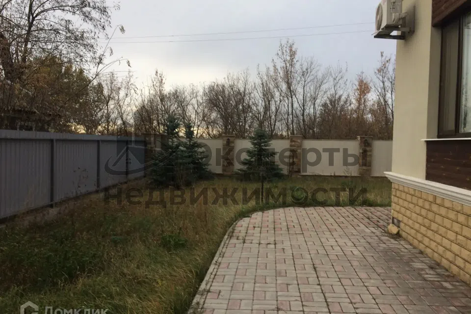 Продаётся 2-этажный дом, 185 м²