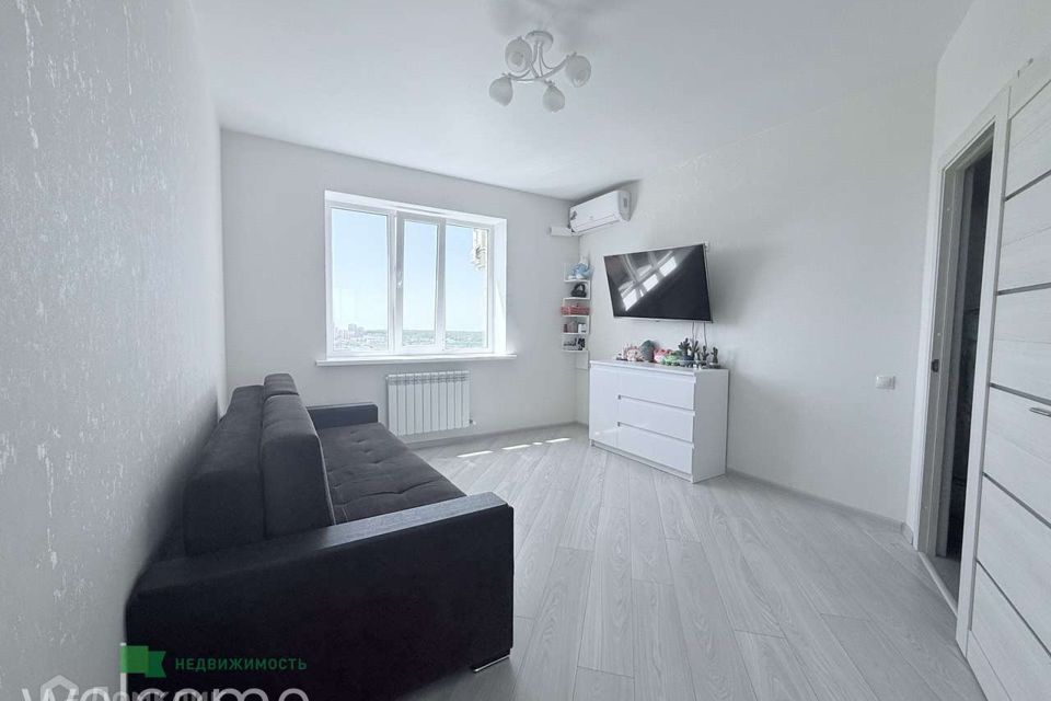 Продаётся 1-комнатная квартира, 37.2 м²