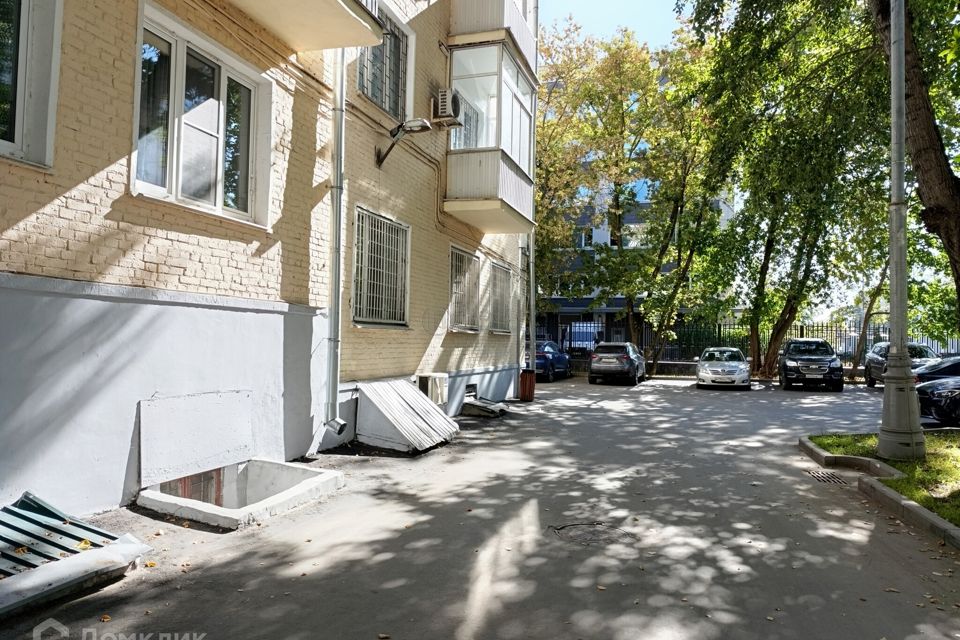 Продаётся 1-комнатная квартира, 69.2 м²