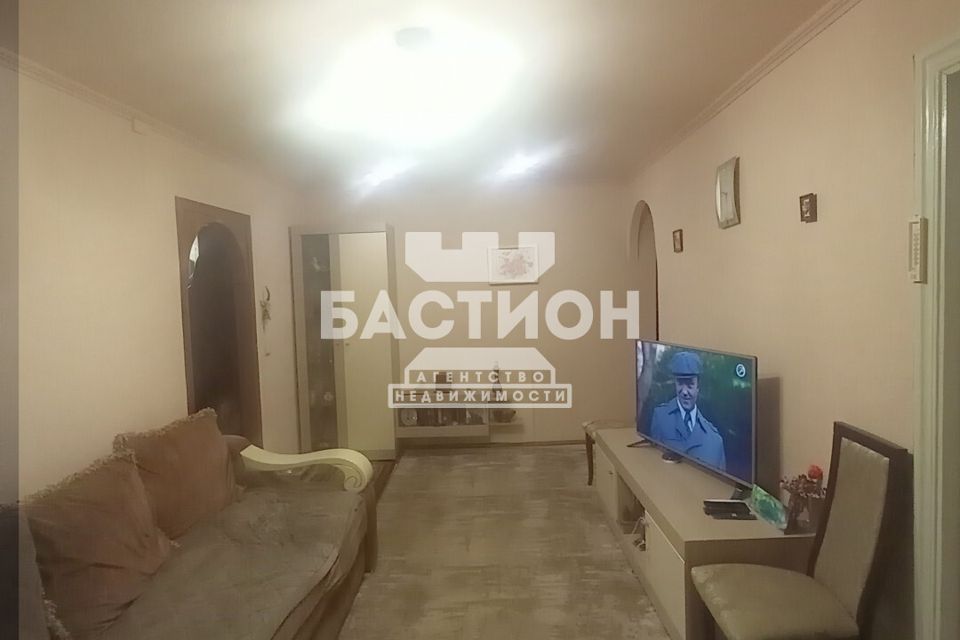 Продаётся 3-комнатная квартира, 56.7 м²