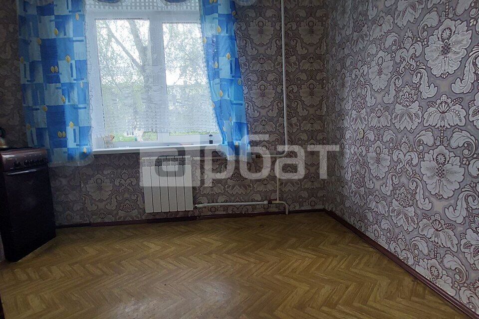 Продаётся 1-комнатная квартира, 38.2 м²