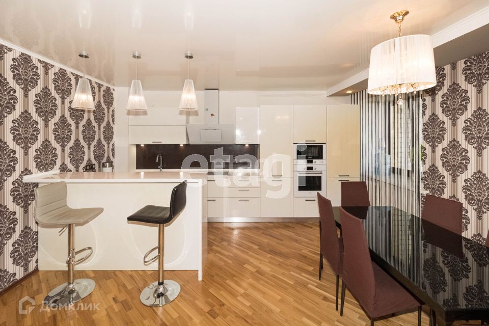 Продаётся 3-комнатная квартира, 94.2 м²