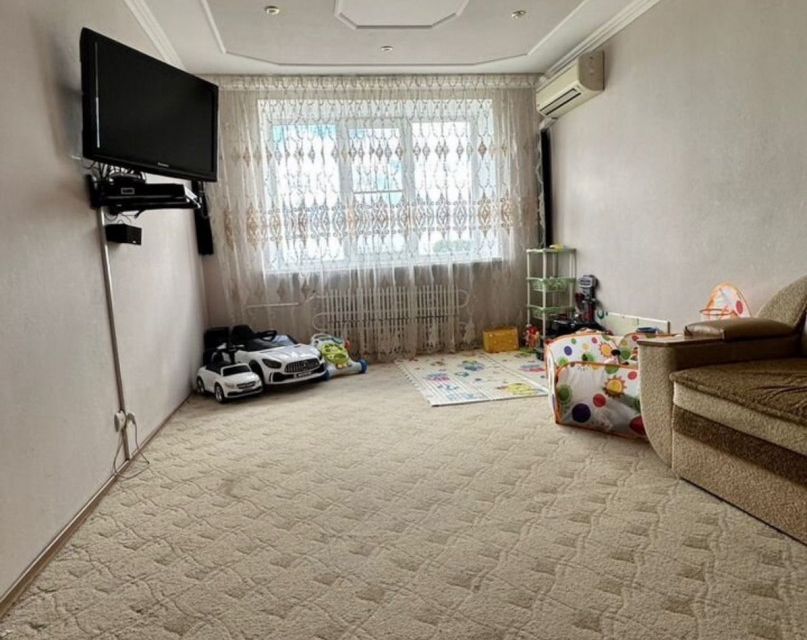 Продаётся 3-комнатная квартира, 65 м²