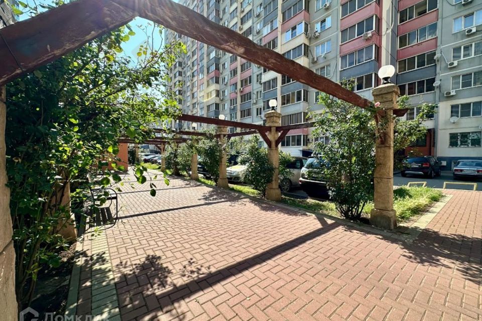 Продаётся 2-комнатная квартира, 60 м²