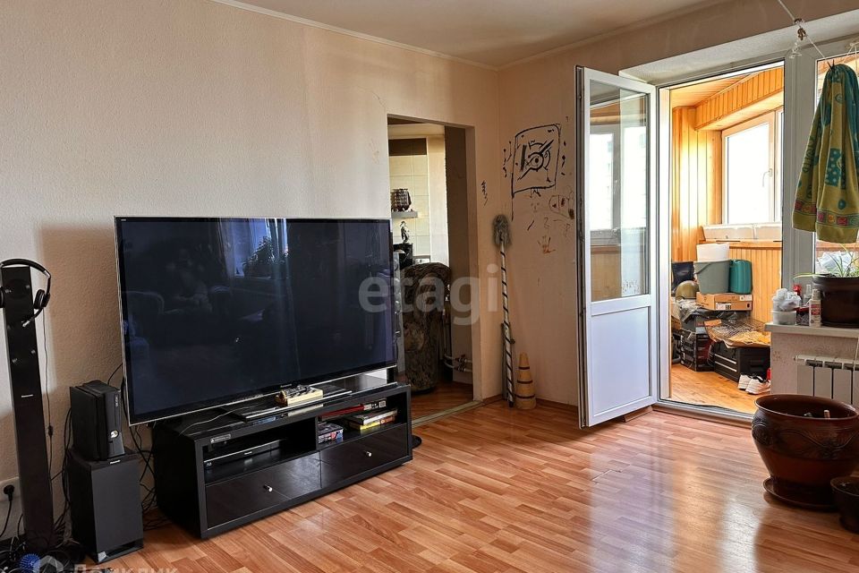 Продаётся 3-комнатная квартира, 105.9 м²