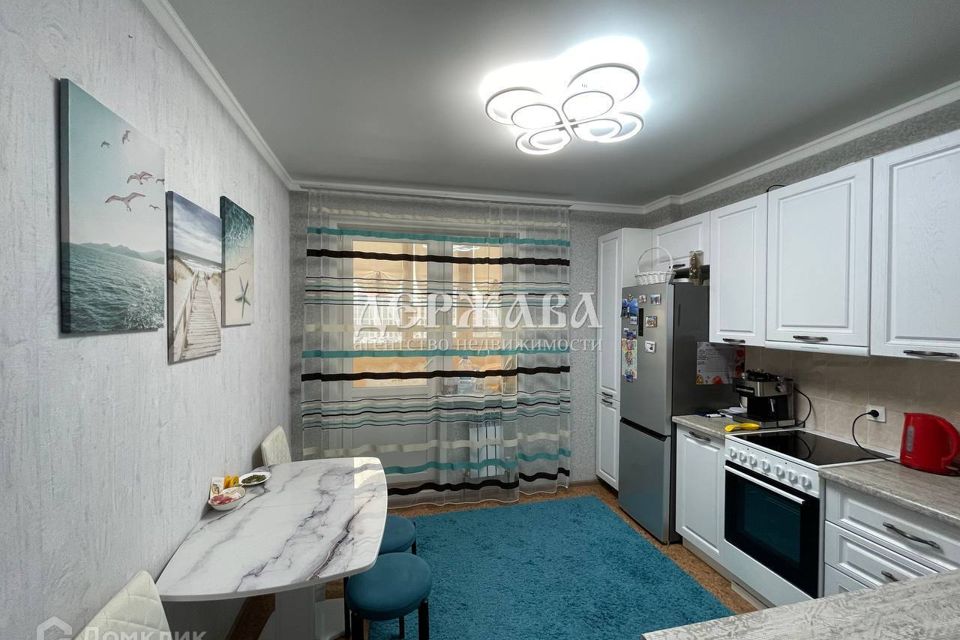 Продаётся 1-комнатная квартира, 44.2 м²