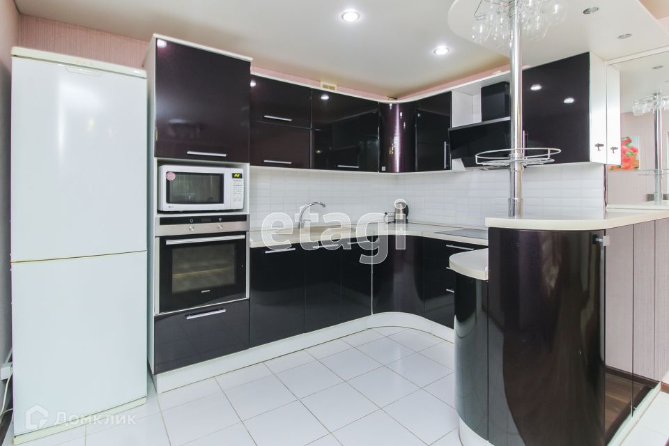 Продаётся 3-комнатная квартира, 87.1 м²