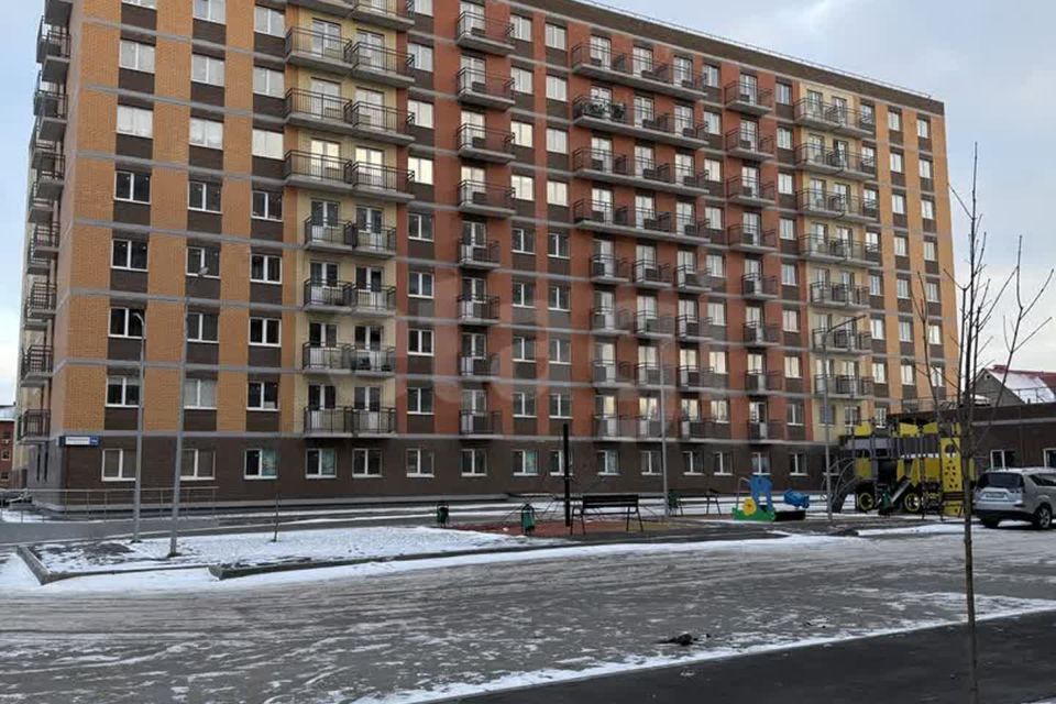 Продаётся 1-комнатная квартира, 42 м²