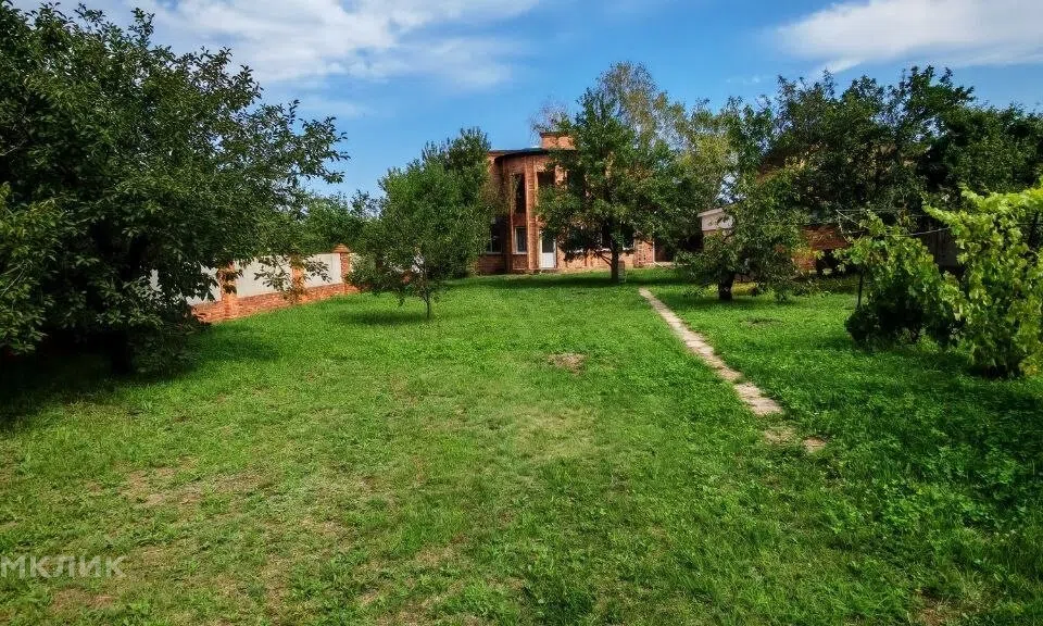 Продаётся 2-этажный дом, 230 м²