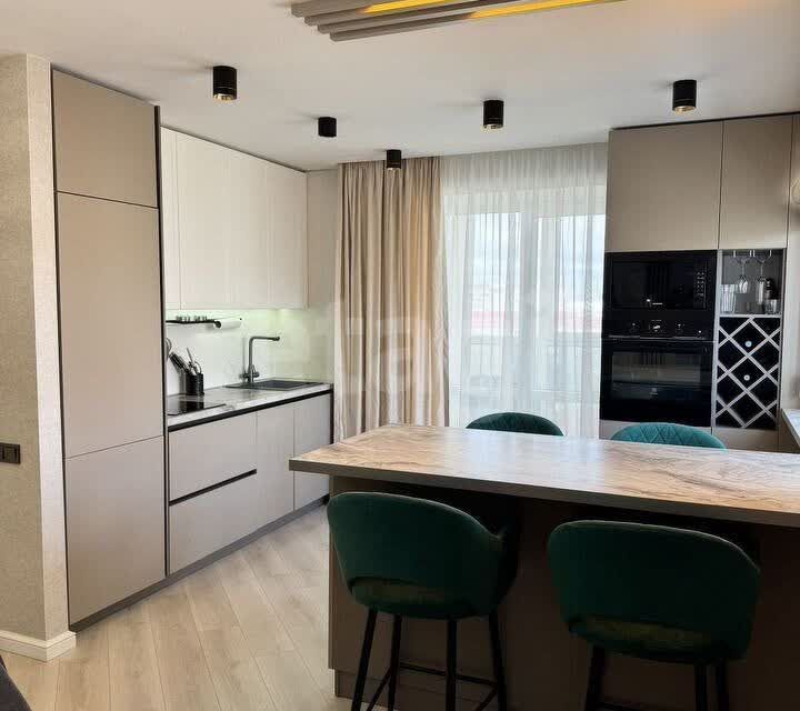 Продаётся 2-комнатная квартира, 70 м²