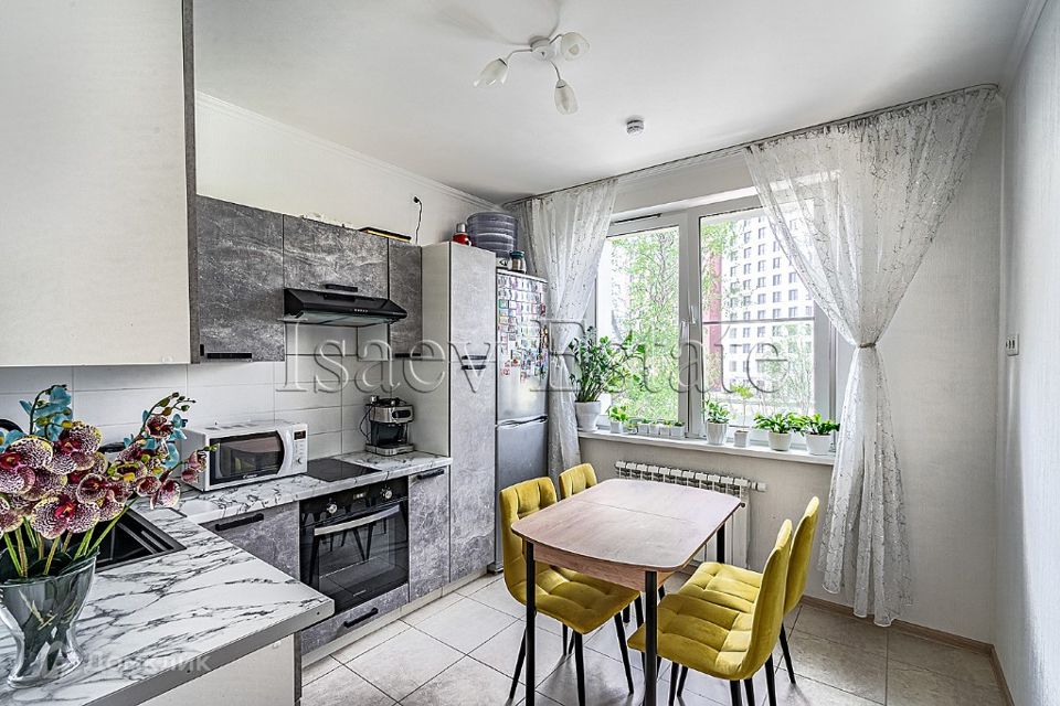 Продаётся 2-комнатная квартира, 55.4 м²