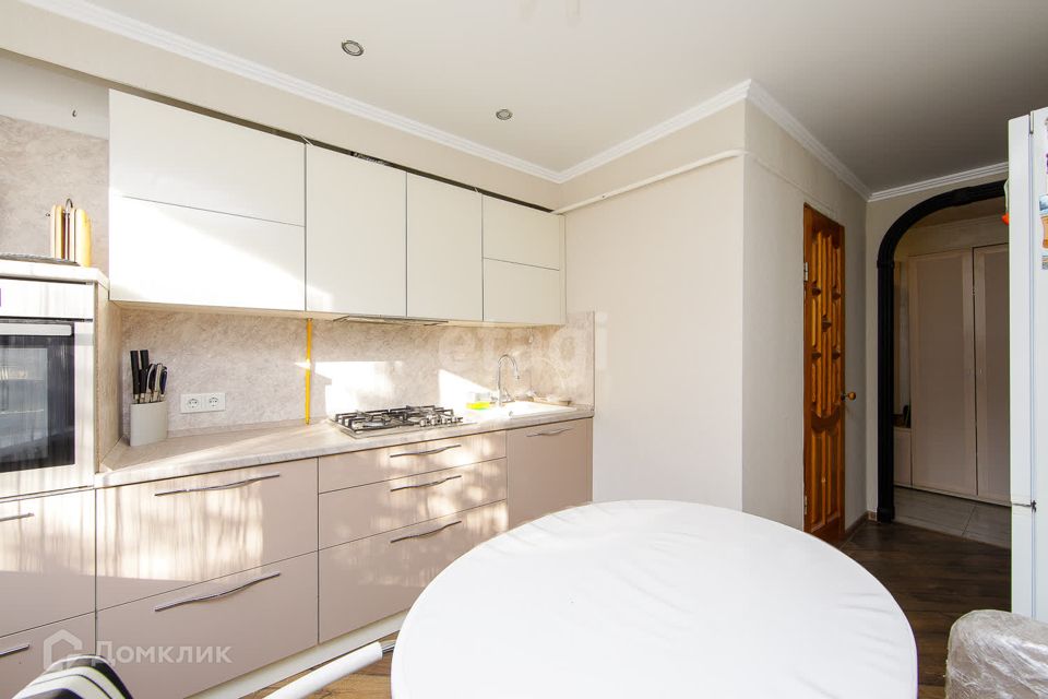 Продаётся 2-комнатная квартира, 62.5 м²